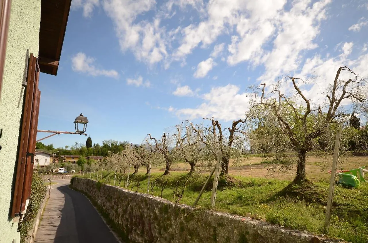 Corte Vezzola Trilocale Tommaso Apartment Puegnago del Garda