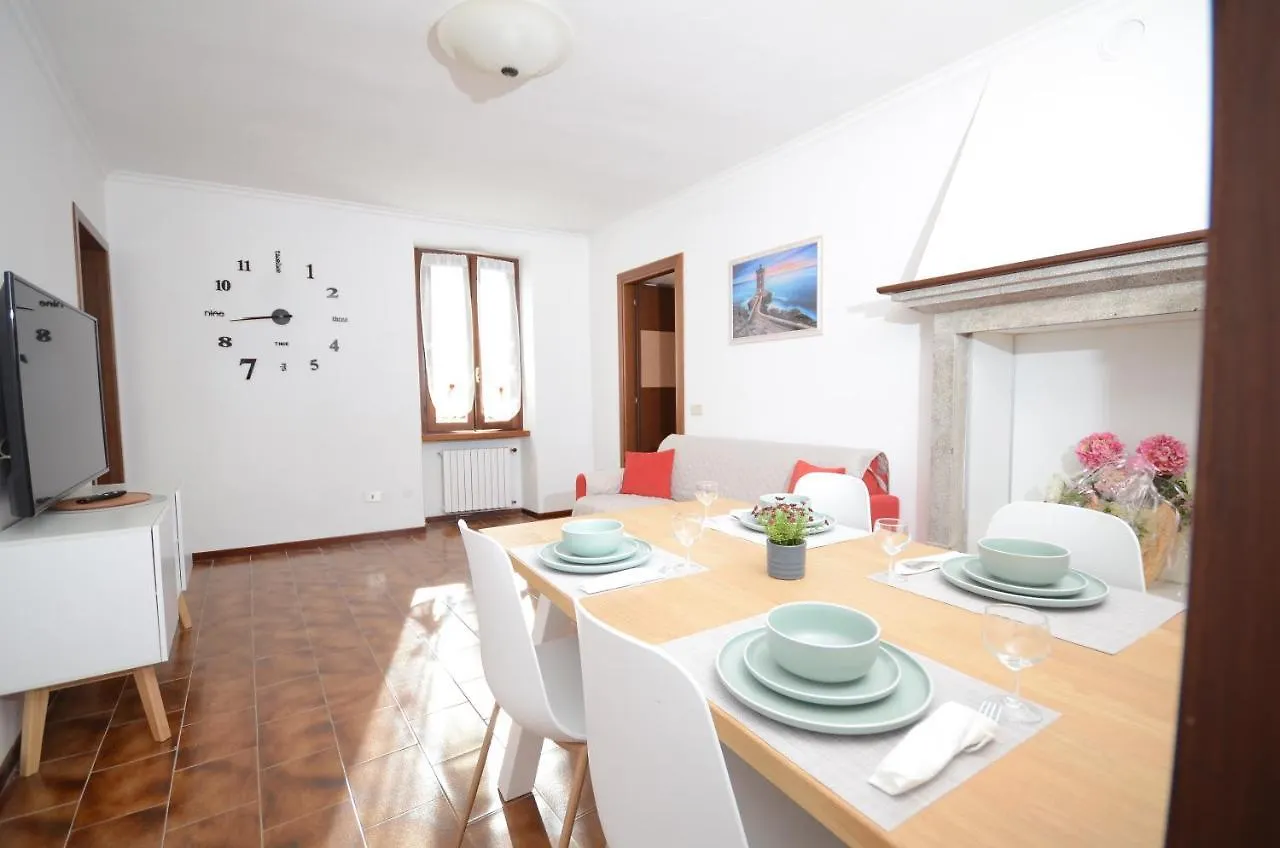 Corte Vezzola Trilocale Tommaso Puegnago del Garda Apartment