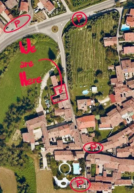 Apartment Corte Vezzola Trilocale Tommaso Puegnago del Garda